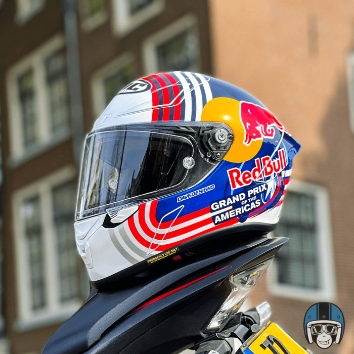 Red bull Motocross helmet/riding gear  Motocross helmets, Racing helmets,  Bike gear